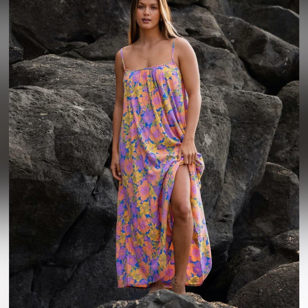 Billabong Floral Maxi Dress Size Medium